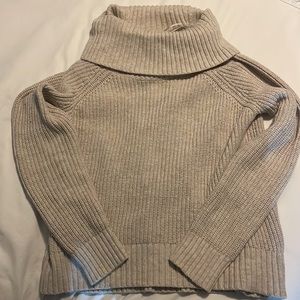 Banana Republic oatmeal turtle neck sweater with elbow pads